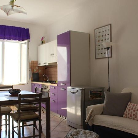 Lovely Sardinia Apartment Porto Torres Bagian luar foto