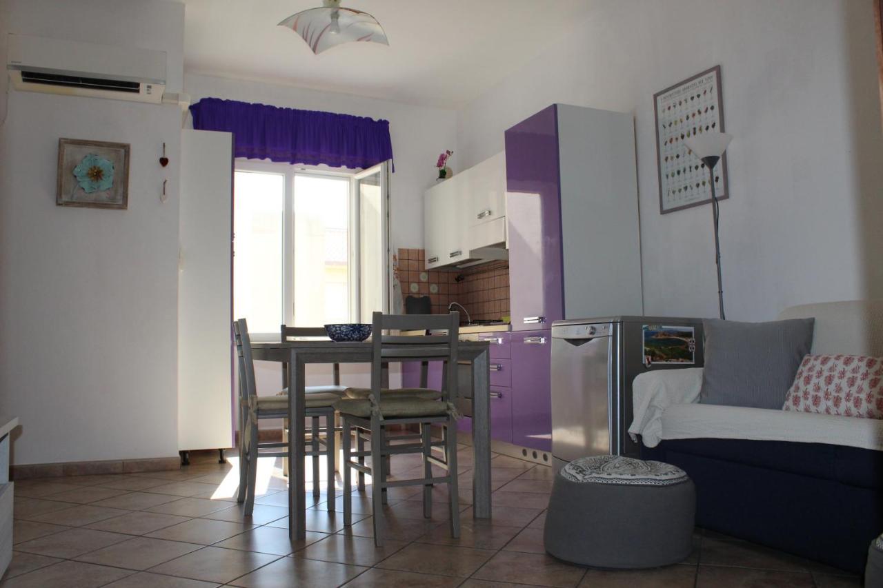 Lovely Sardinia Apartment Porto Torres Bagian luar foto