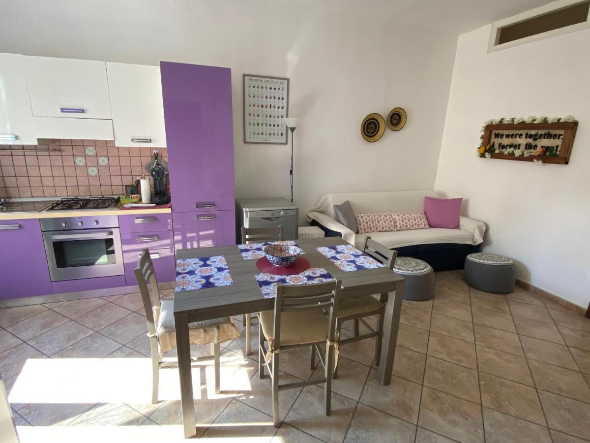 Lovely Sardinia Apartment Porto Torres Bagian luar foto