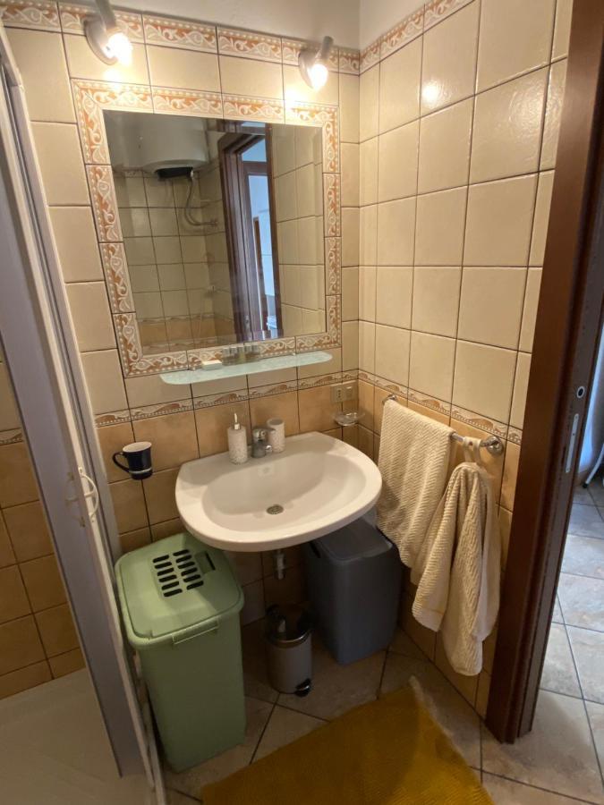 Lovely Sardinia Apartment Porto Torres Bagian luar foto
