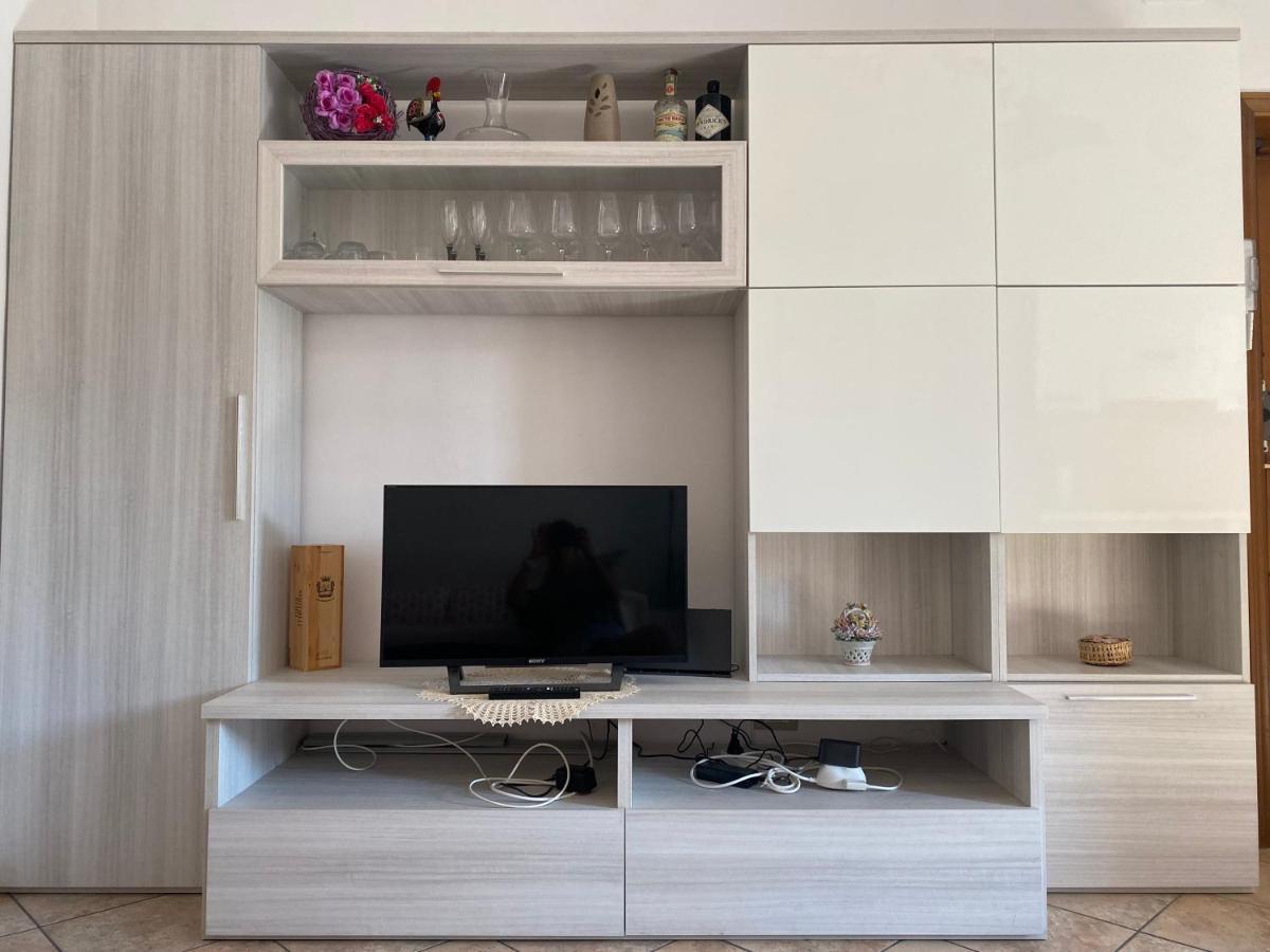 Lovely Sardinia Apartment Porto Torres Bagian luar foto