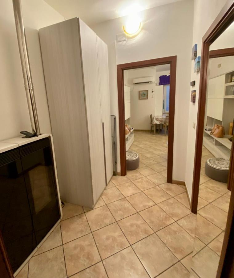 Lovely Sardinia Apartment Porto Torres Bagian luar foto